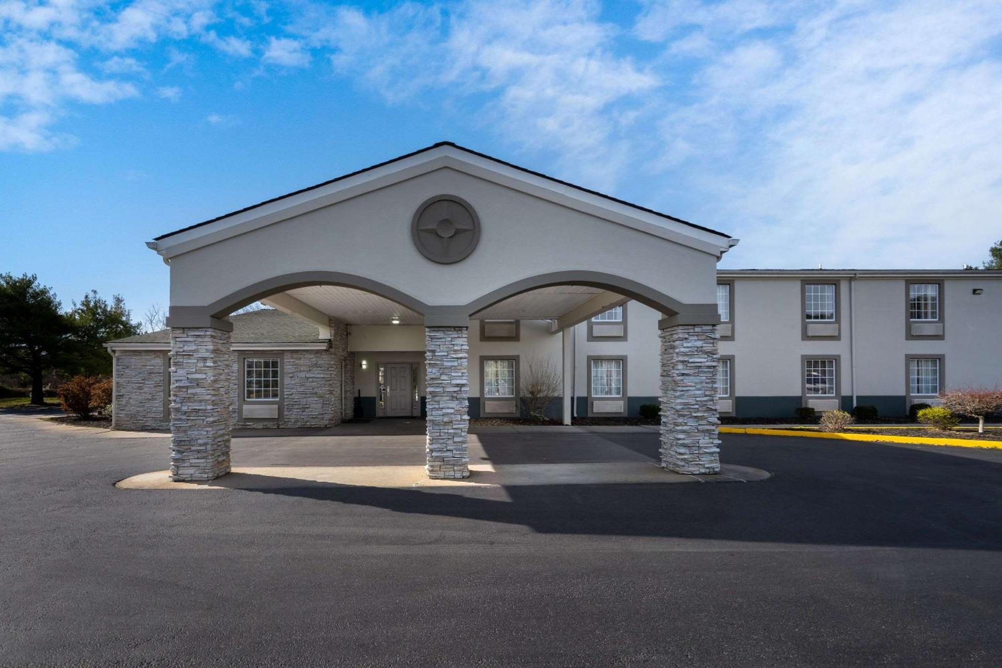 Quality Inn University Area Фармвілл Екстер'єр фото